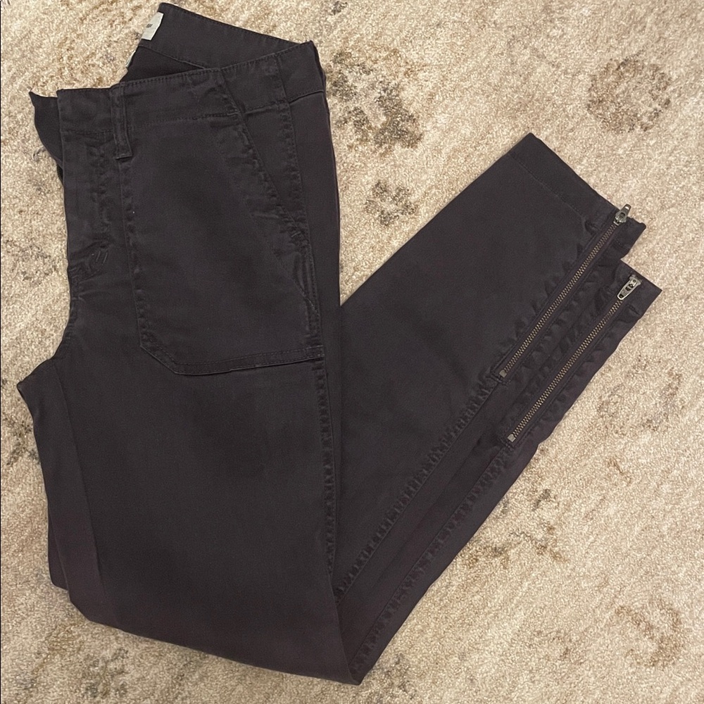 EUC J Crew Navy Skinny Pants  with Zipper Detail - size 26